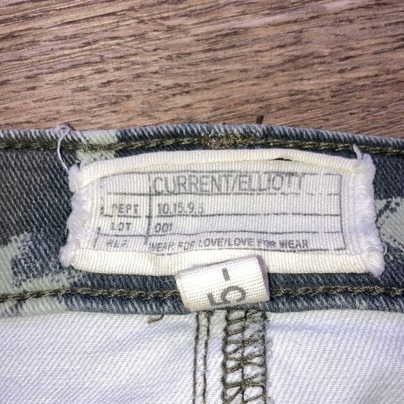 Current Elliott Size 25 Abstract Camo Print Skinny Ankle Jeans - Picture 3 of 5